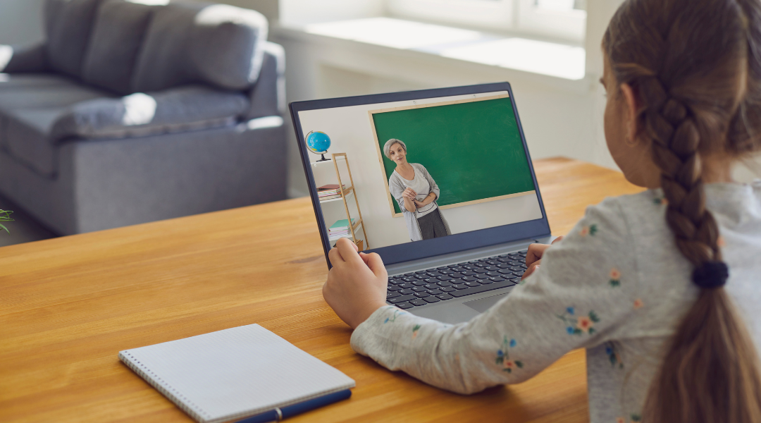 giáo dục trực tuyến ở trẻ em khuyết tật