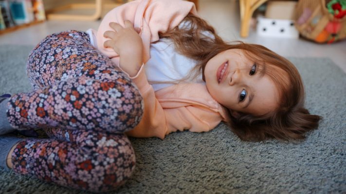 Khó chịu bụng, loét, viêm đại tràng, bệnh viêm ruột ở trẻ tự kỷ