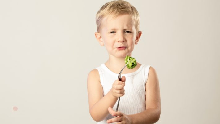 Trẻ Tự Kỷ Kén Ăn